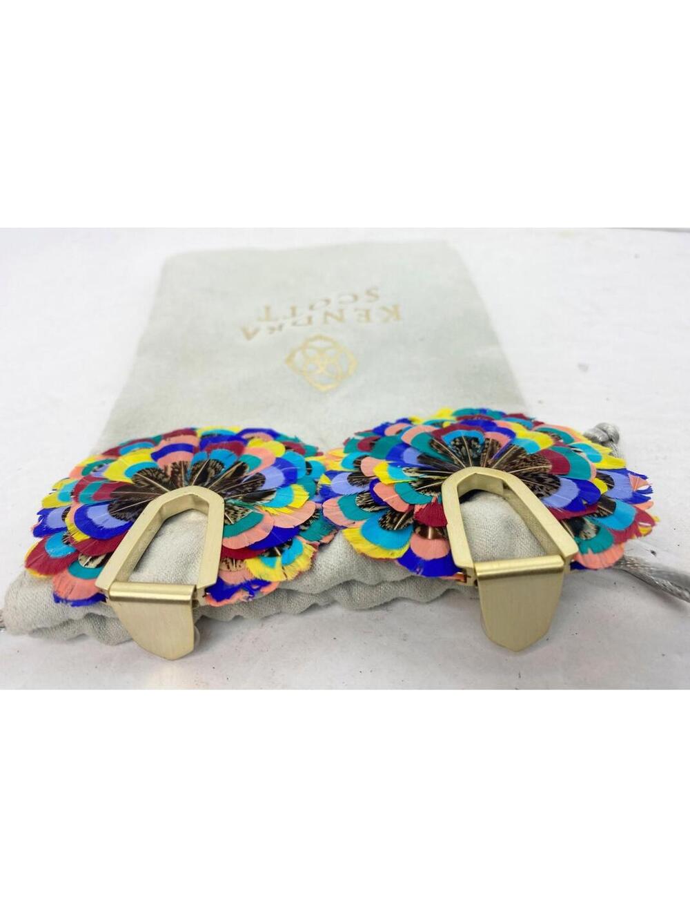 EUC KENDRA SCOTT DIANE FEATHER STATEMENT EARRINGS Muti Colored Feather - Picture 6 of 13